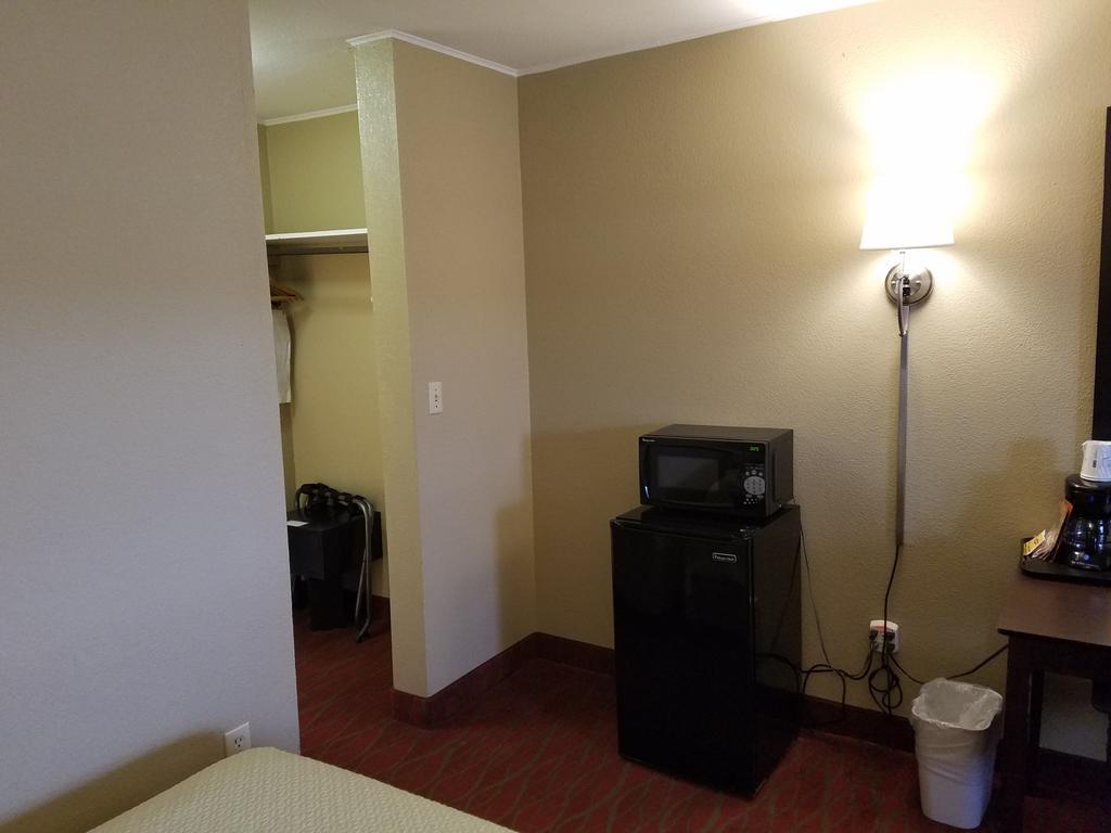Quality Inn Poughkeepsie Exteriér fotografie